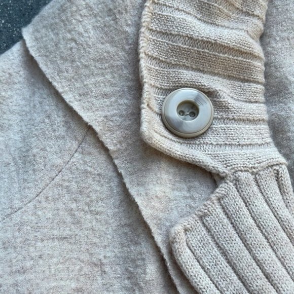 S Anthropologie Sparrow 100 percent Marino Wool darling cardigan sweater EUC tan - Picture 11 of 14